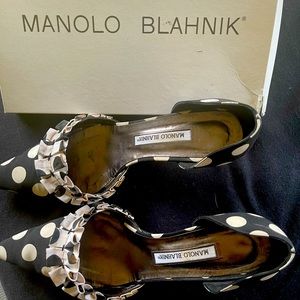 Manila Blahnik polka dot kitten heel size 40